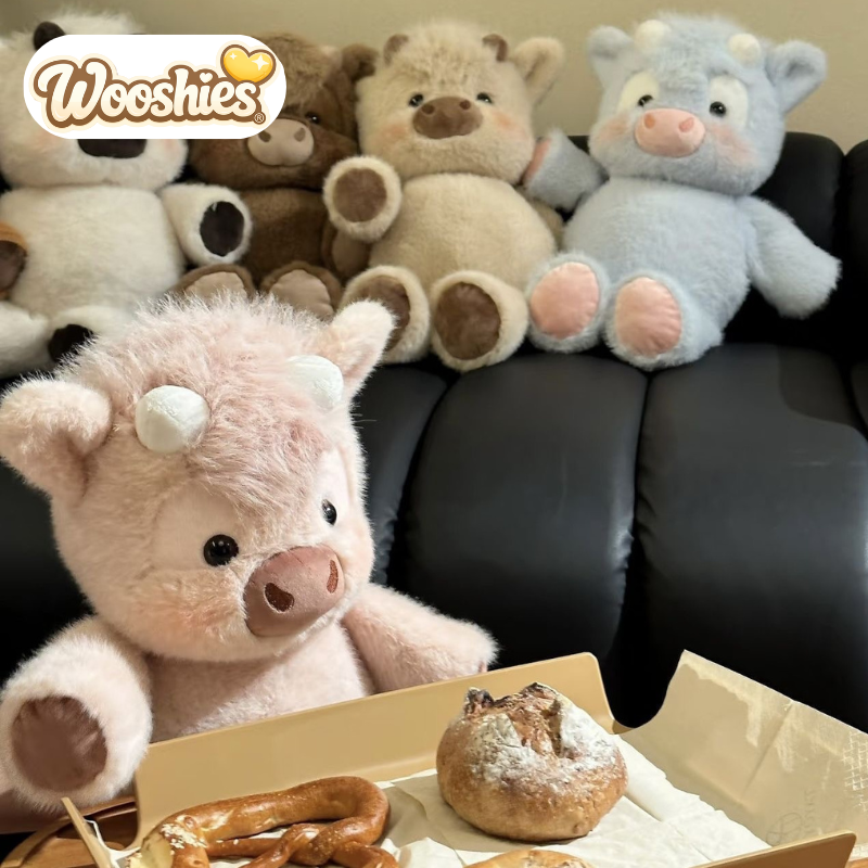 Wooshies® Running Highland Cow Plushie